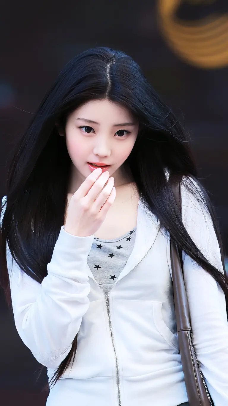 Wonhee at KBS Music Bank 010526