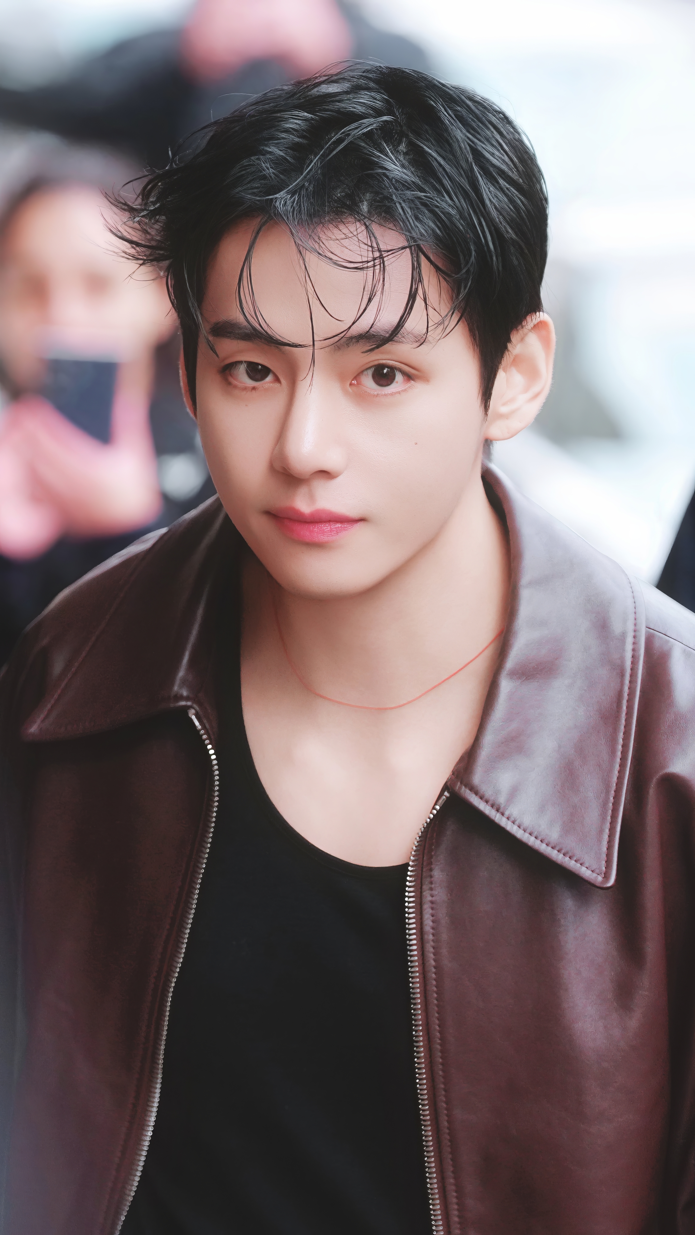 V at the Celine SS26 fashion show in Paris 071025 – V wallpaper