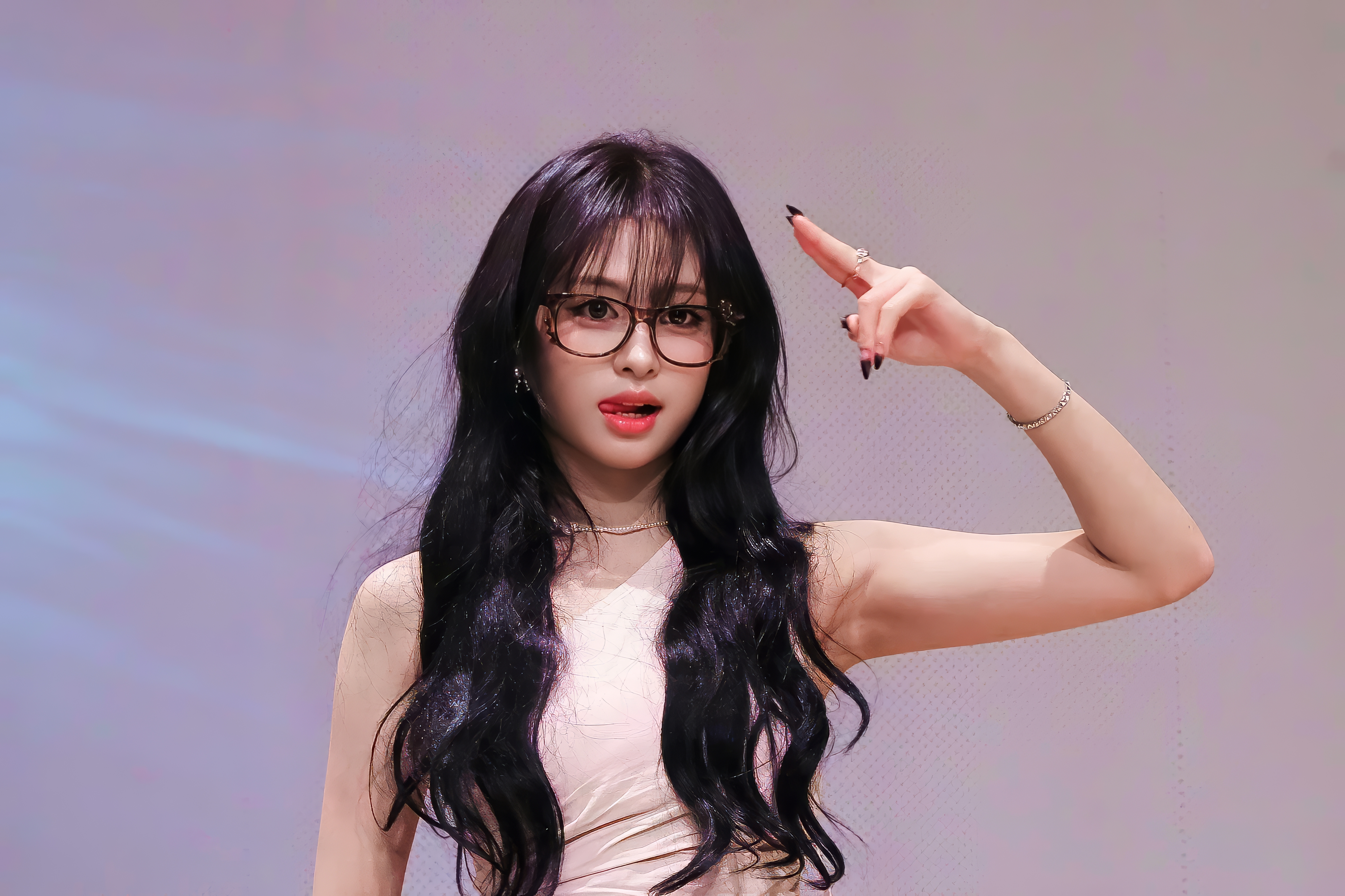 Ahyeon at KTOWN4U Fansign Event 111025 – Ahyeon wallpaper